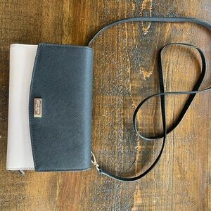 Kate Spade Black and Cream Crossbody Bag